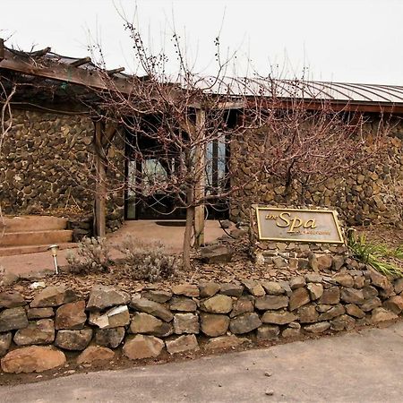 Columbia River Gorge Retreat At Cave B Ridge Quincy エクステリア 写真